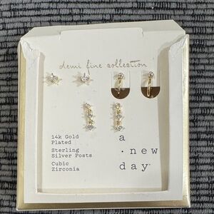 A New Day Gold and Silver Star Earrings Set